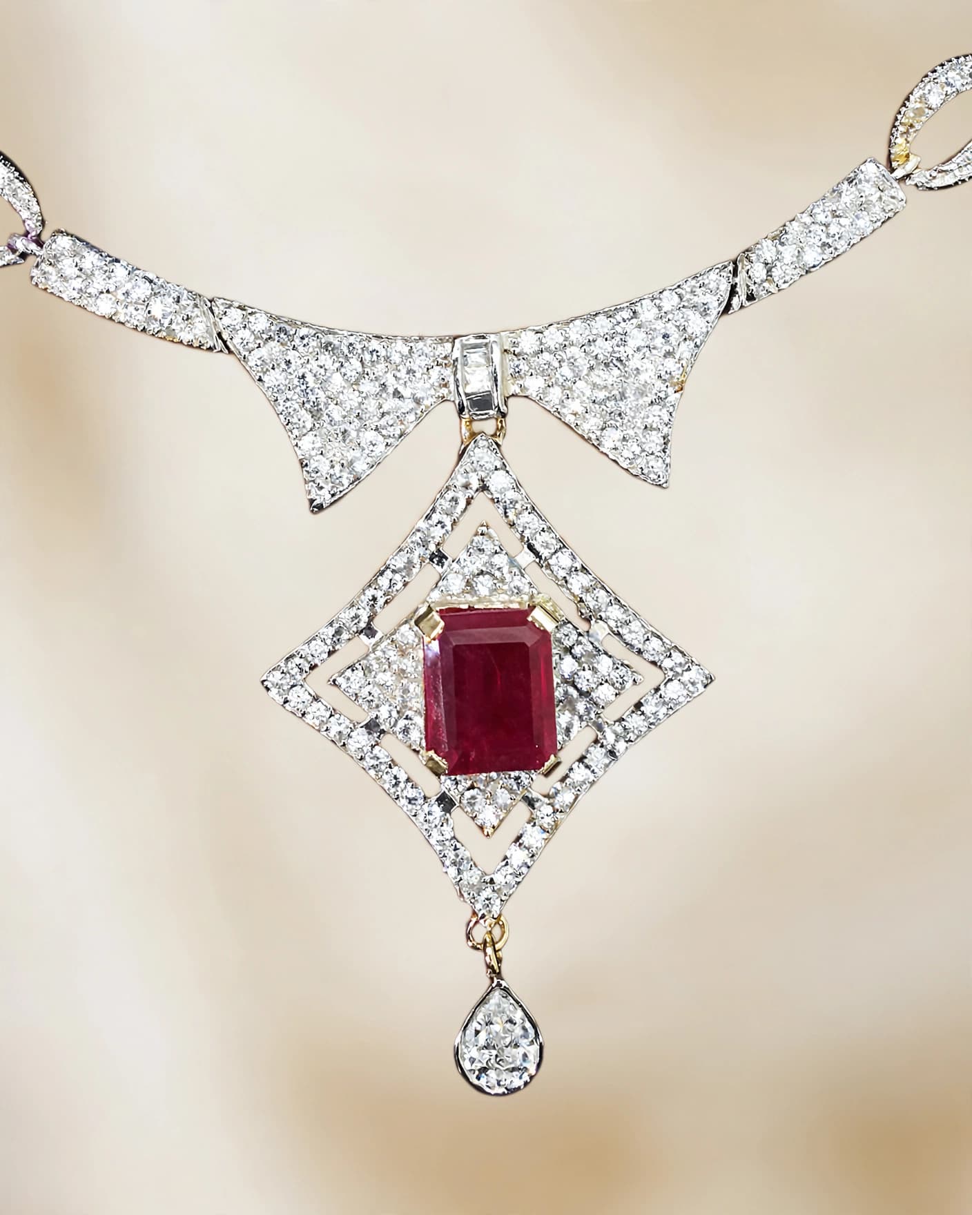 Myra Ruby Deco Necklace Set