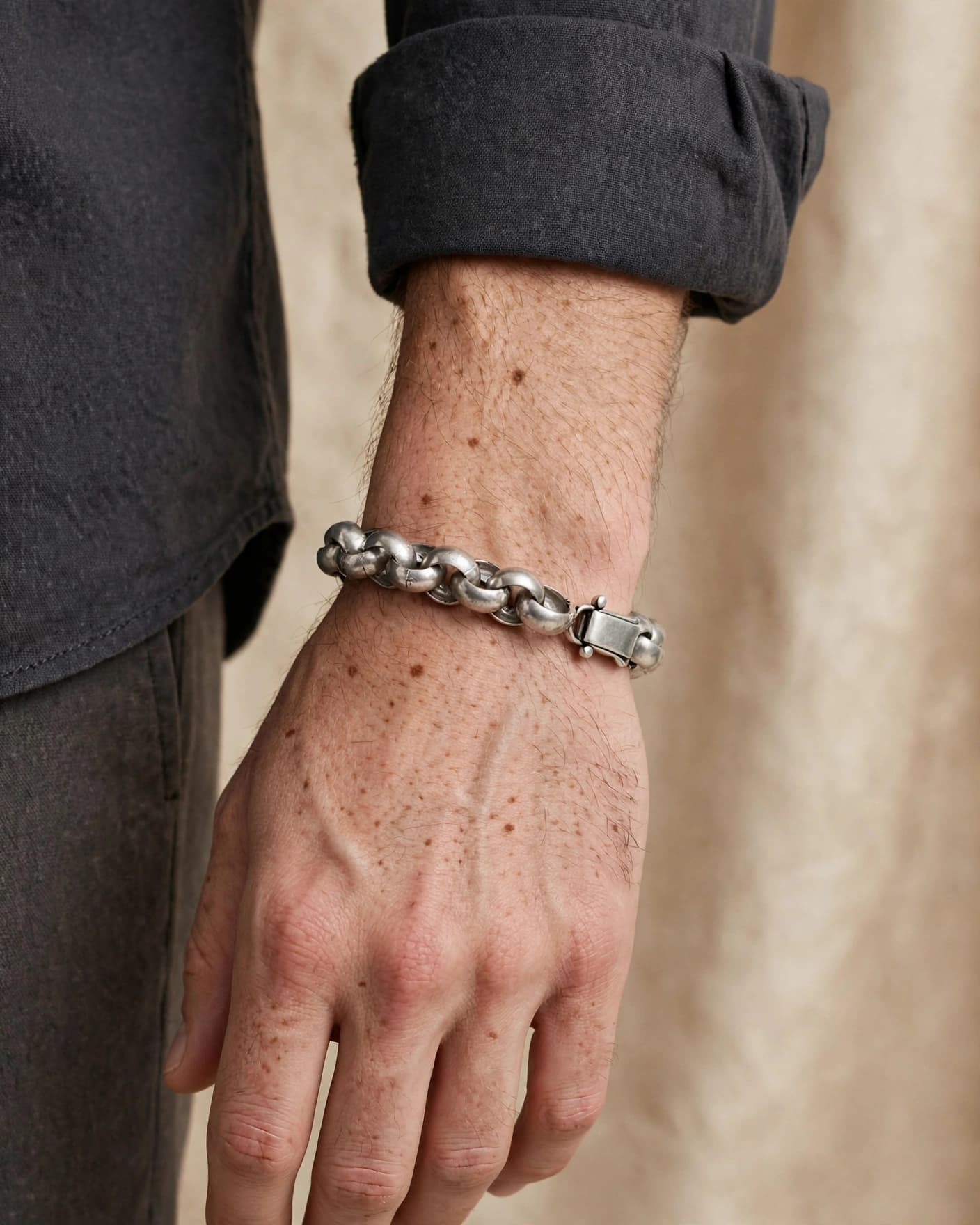 Rudra Oxidised Rolo Bracelet — alternate view
