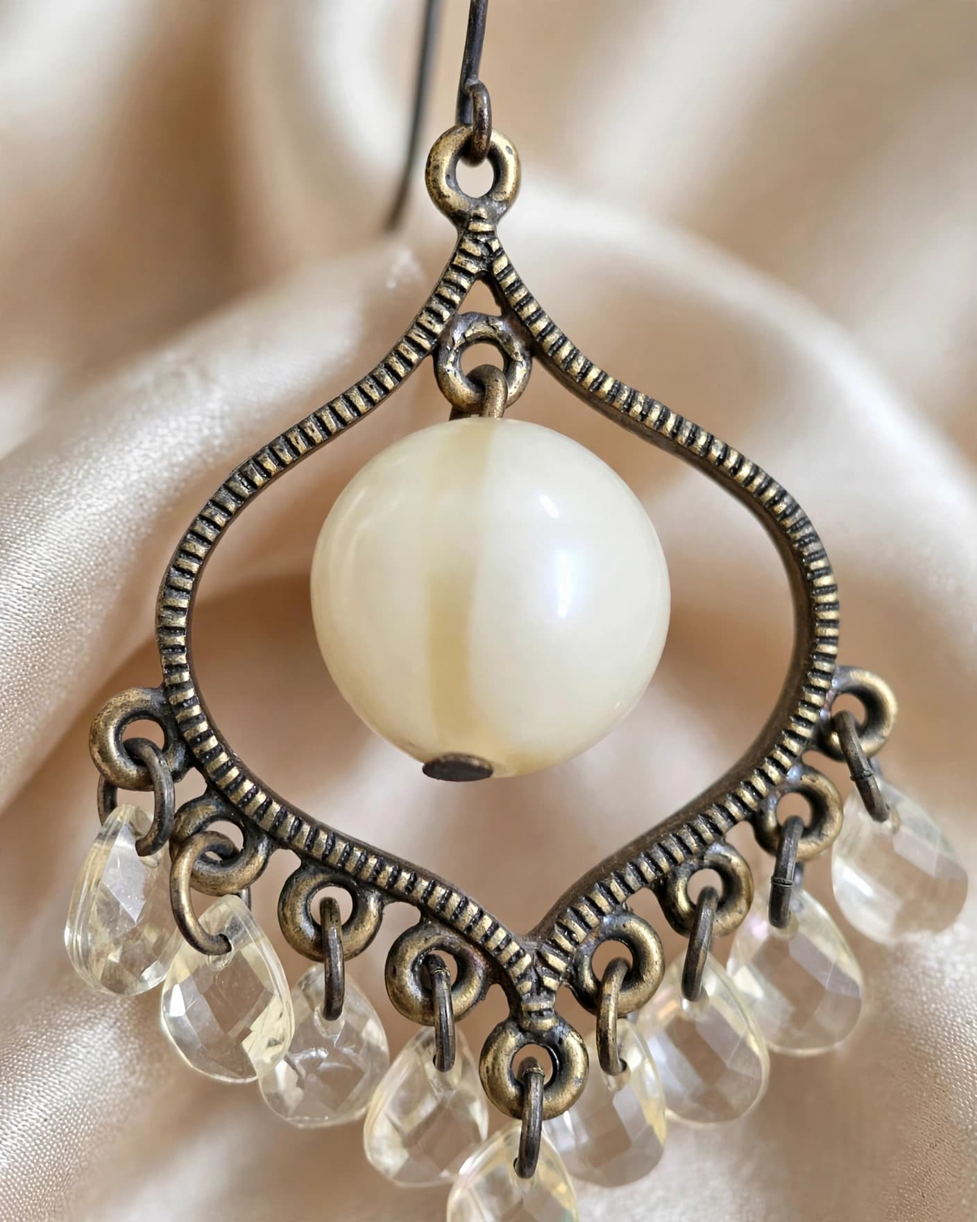 Noor Antique Pearl Chandbali