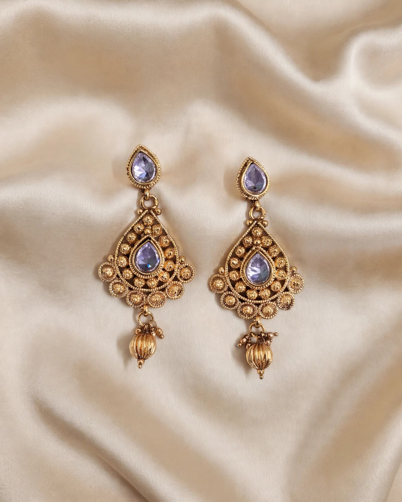 Noor Amethyst Kundan Drops