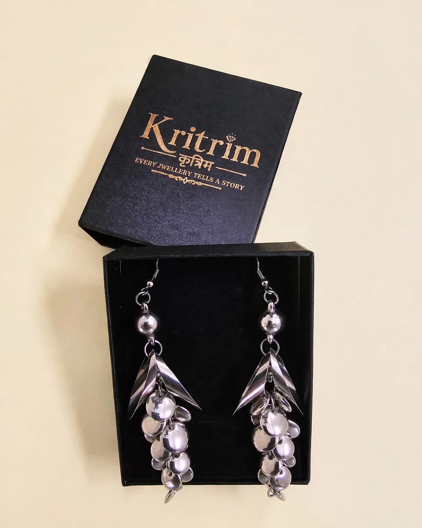 Vann Silver Leaf Cluster Earrings