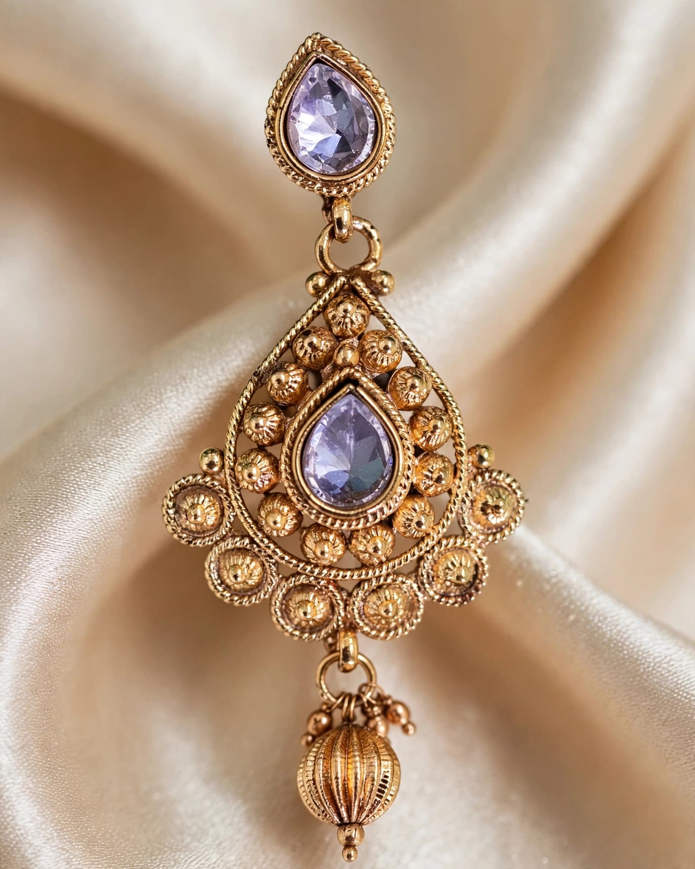 Noor Amethyst Kundan Drops